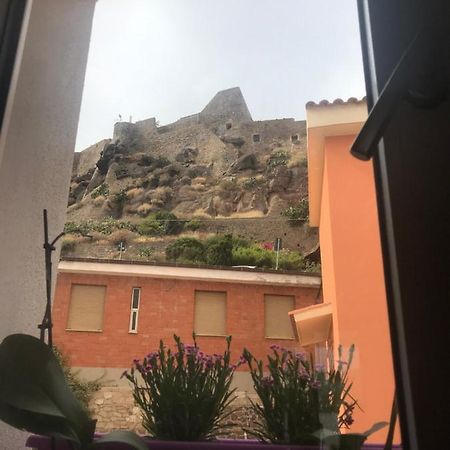 Bella'S House Apartamento Castelsardo Exterior foto